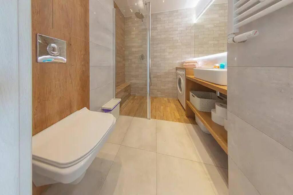 City Center-Comfortable And Stylish Apartment- P2 วอร์ซอ ภายนอก รูปภาพ