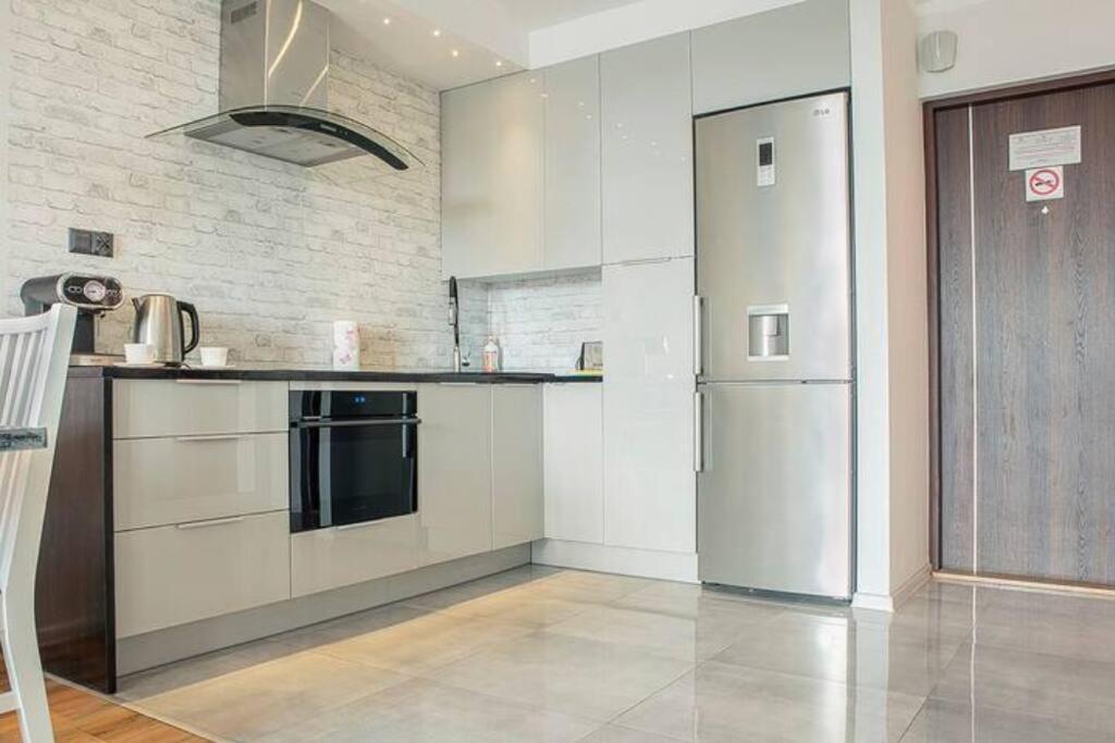 City Center-Comfortable And Stylish Apartment- P2 วอร์ซอ ภายนอก รูปภาพ